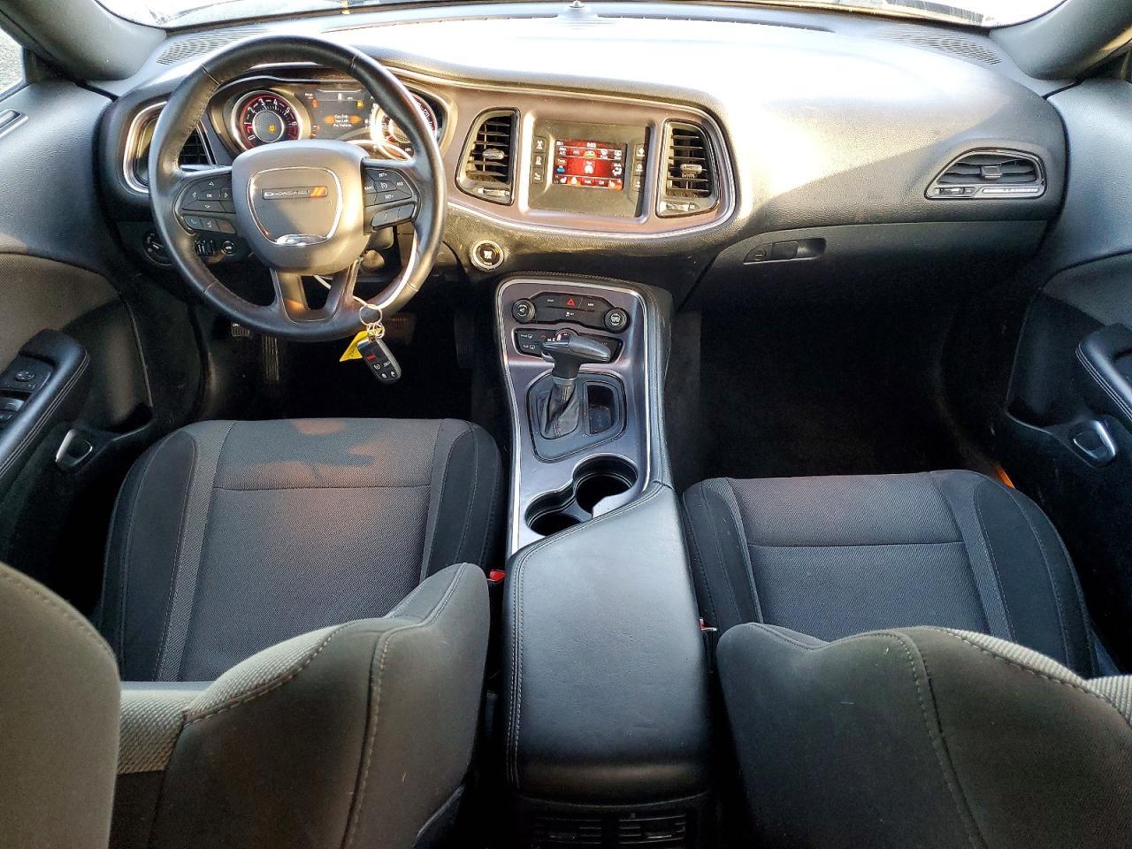 2016 DODGE Challenger