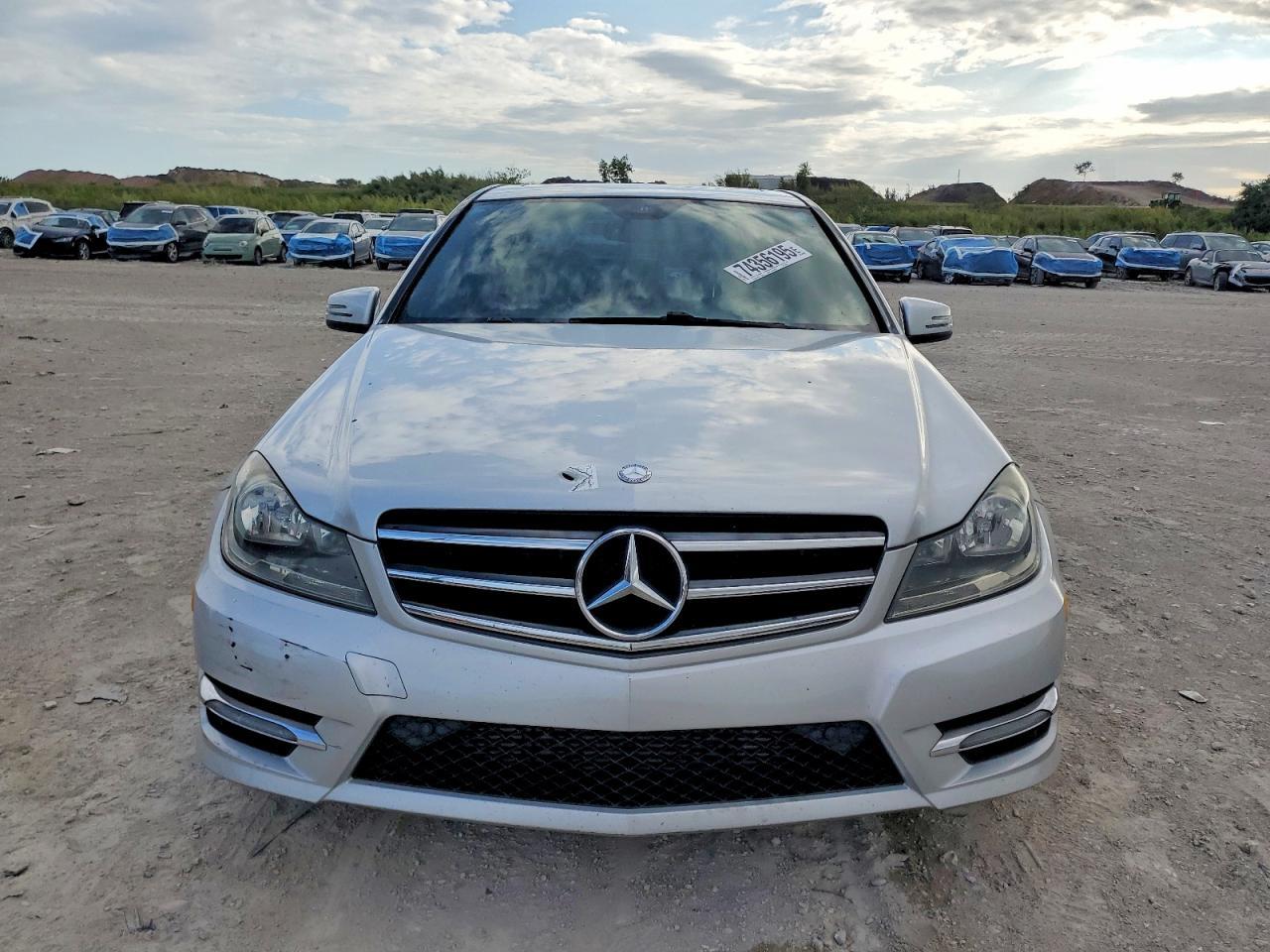 2014 MERCEDES-BENZ C-CLASS