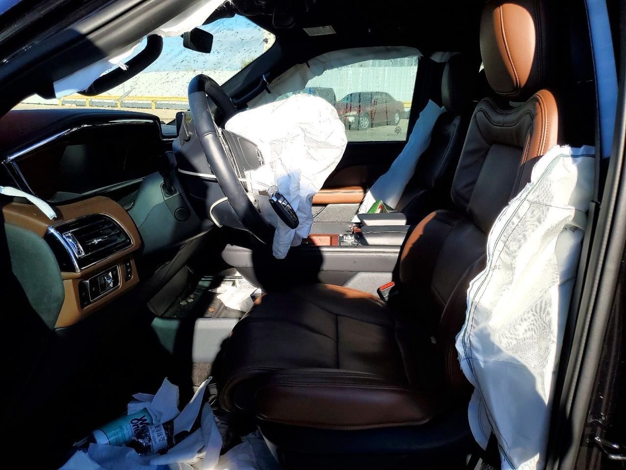 2025 LINCOLN Navigator