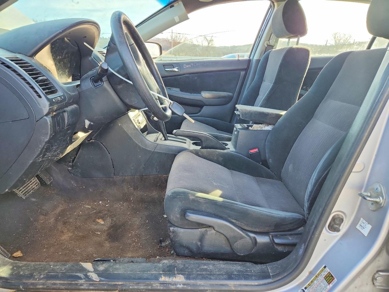 2004 HONDA ACCORD