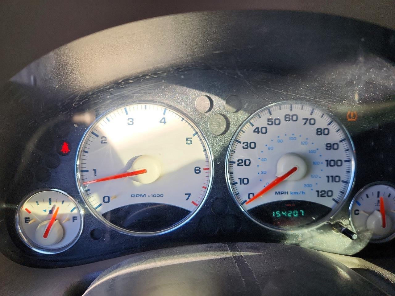 2004 JEEP Liberty