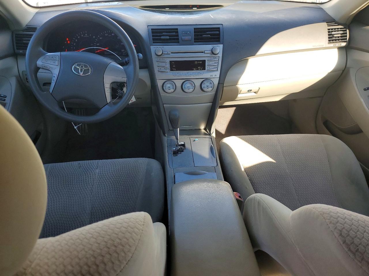 2011 TOYOTA CAMRY