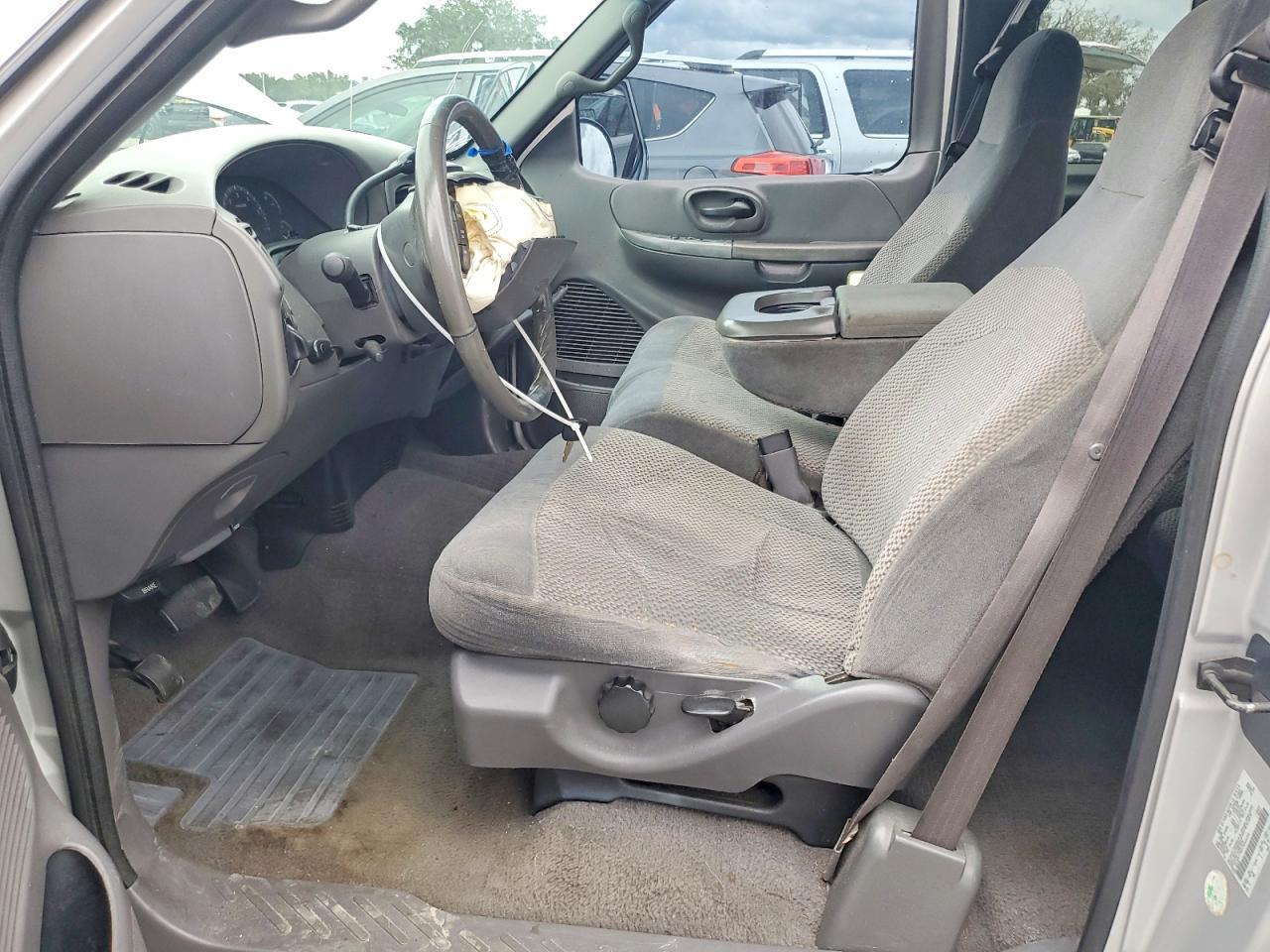2001 FORD F-150