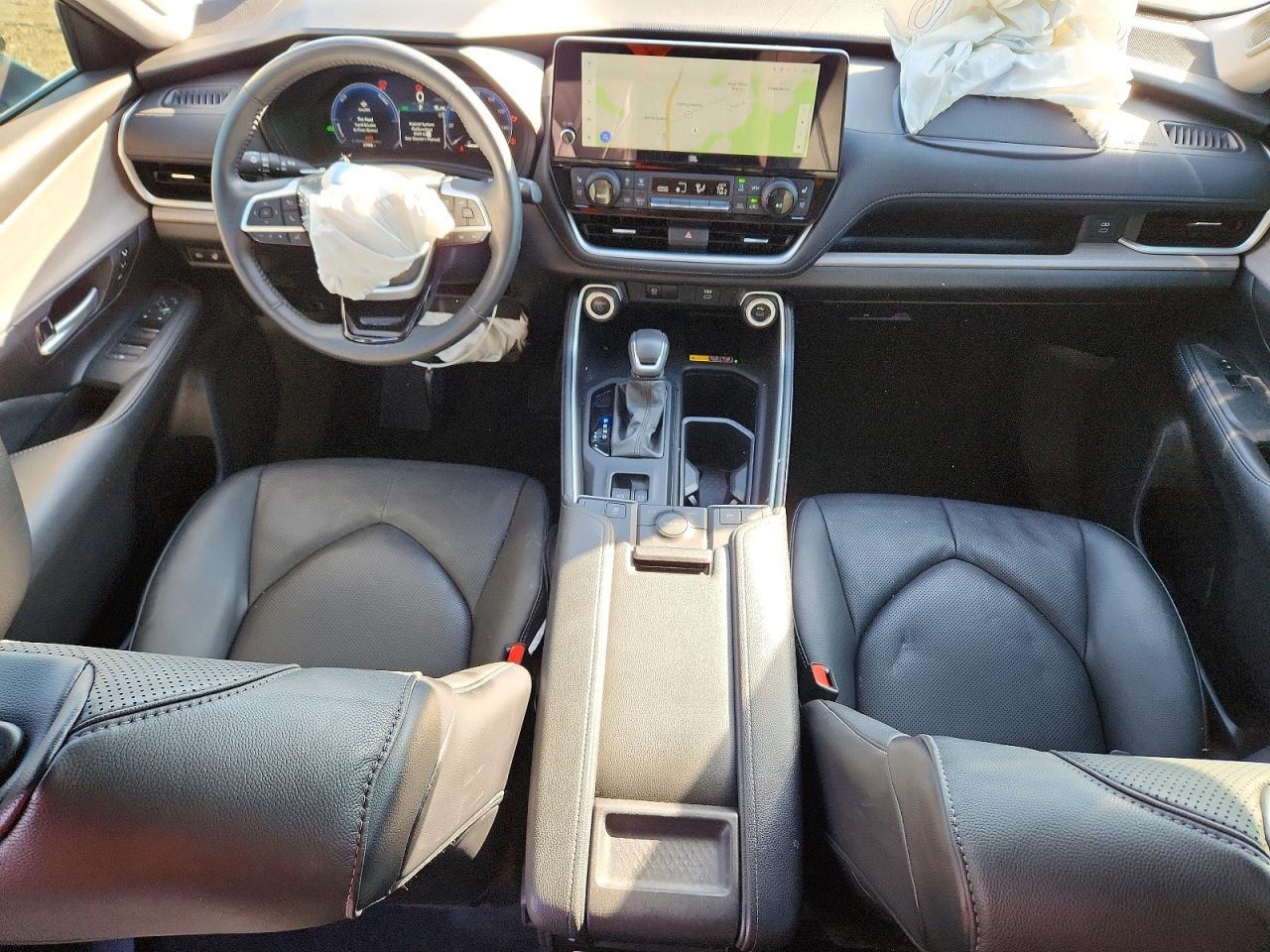 2024 TOYOTA HIGHLANDER
