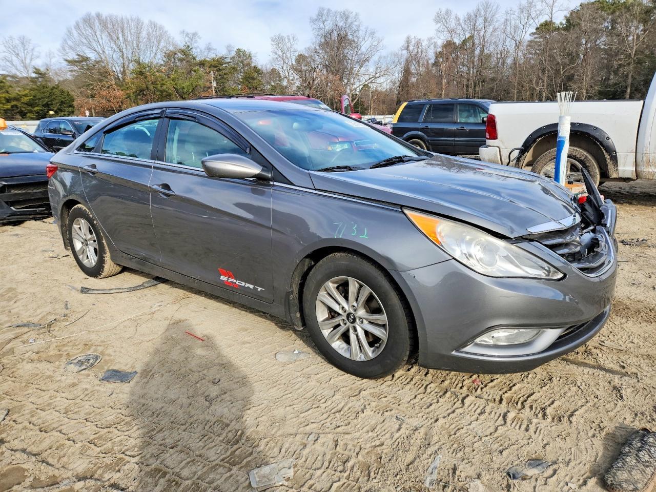 2013 HYUNDAI SONATA