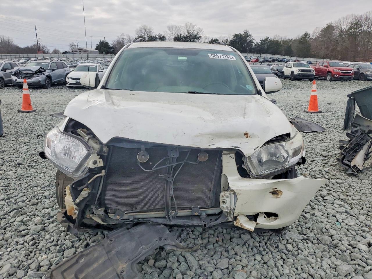2010 TOYOTA HIGHLANDER
