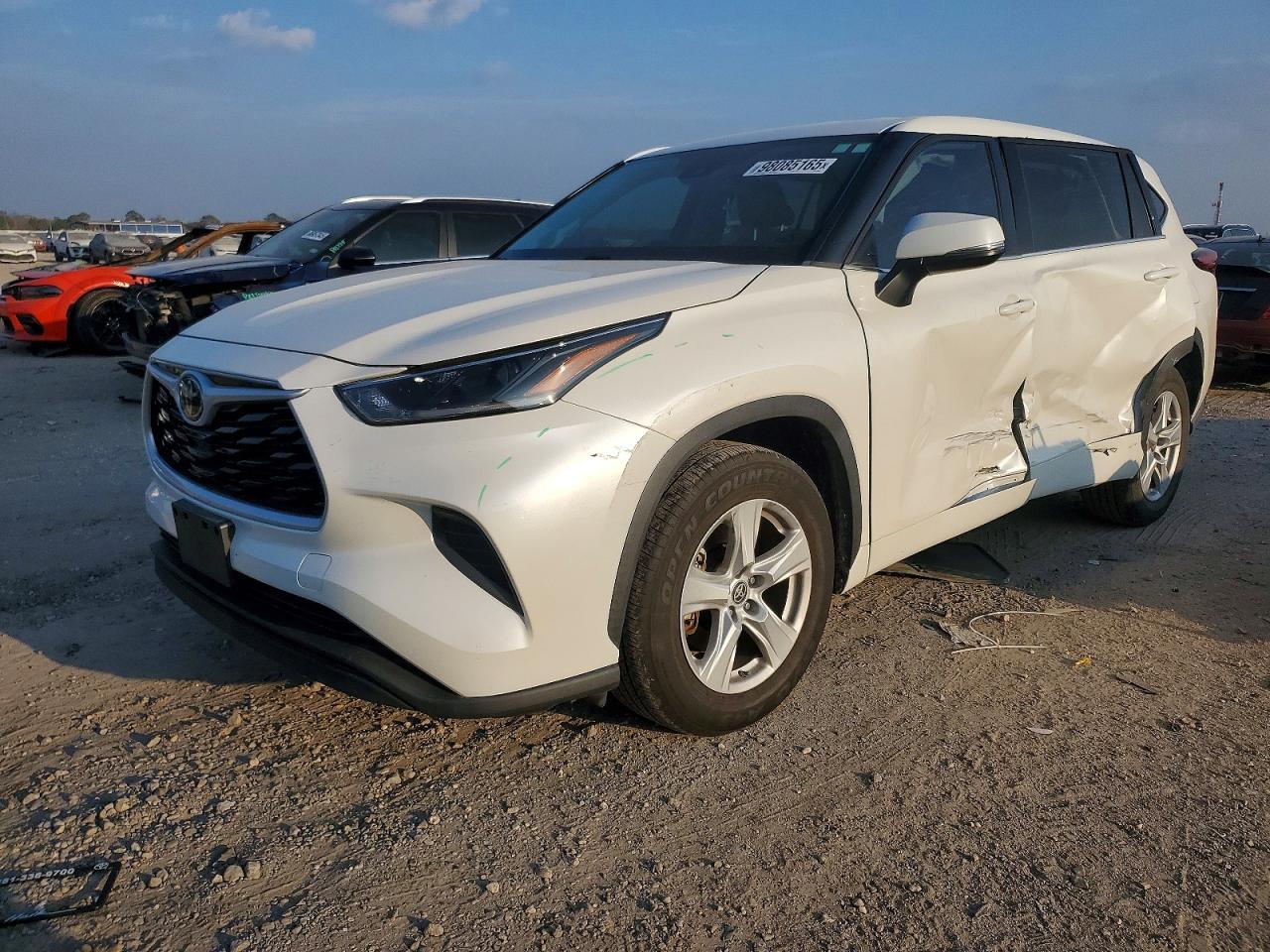 2021 TOYOTA HIGHLANDER