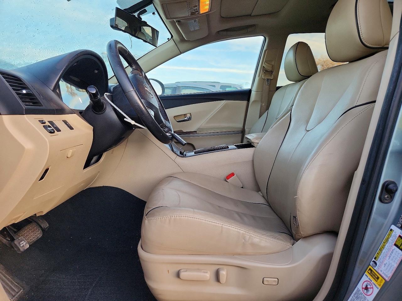 2010 TOYOTA VENZA