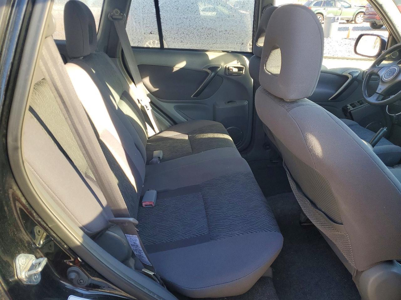 2002 TOYOTA RAV4