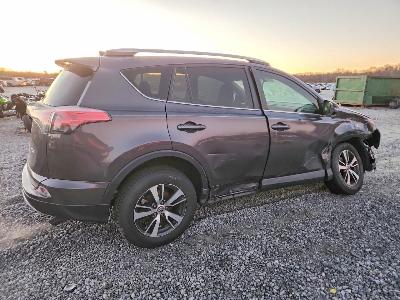 2016 TOYOTA RAV4