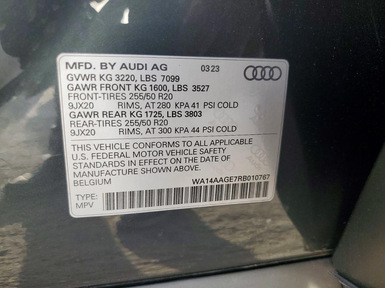 2024 AUDI Q8