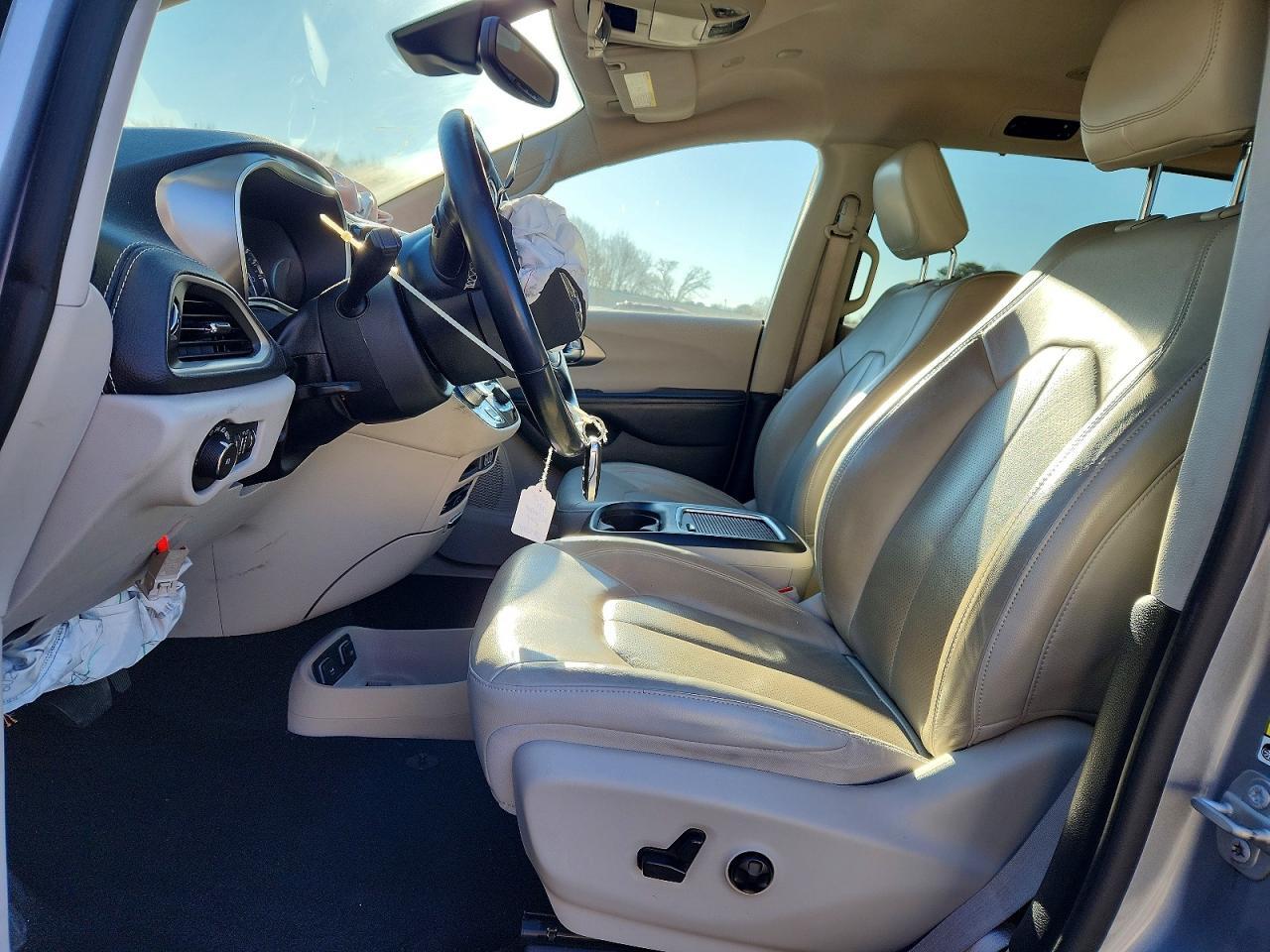 2021 CHRYSLER Pacifica