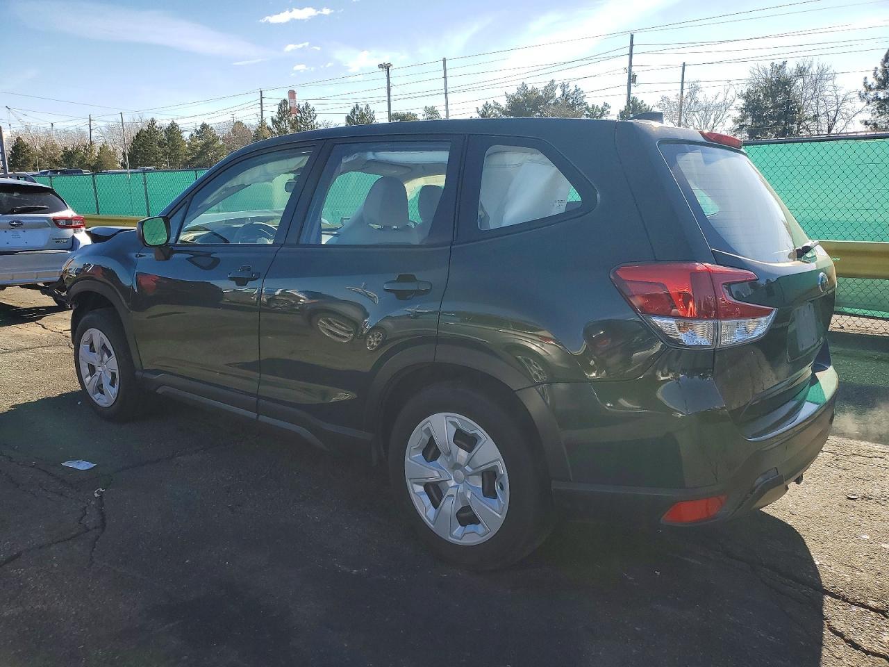 2022 SUBARU FORESTER