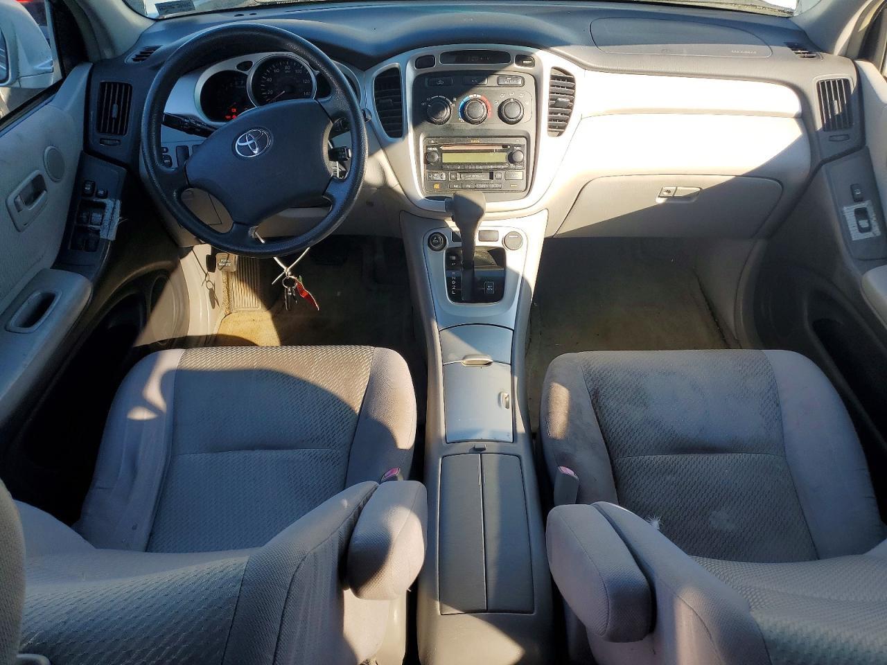 2006 TOYOTA HIGHLANDER