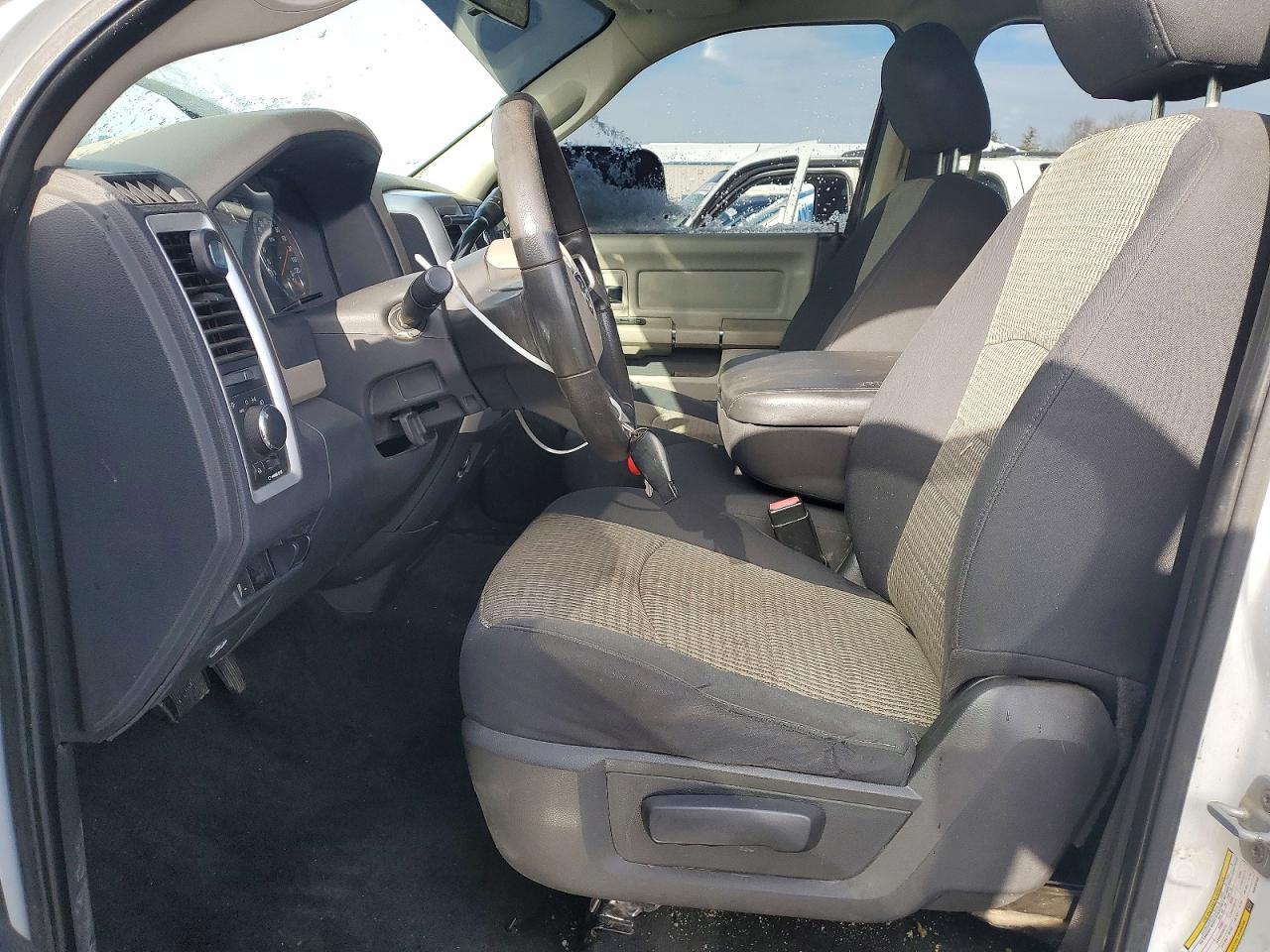 2011 DODGE Ram 2500