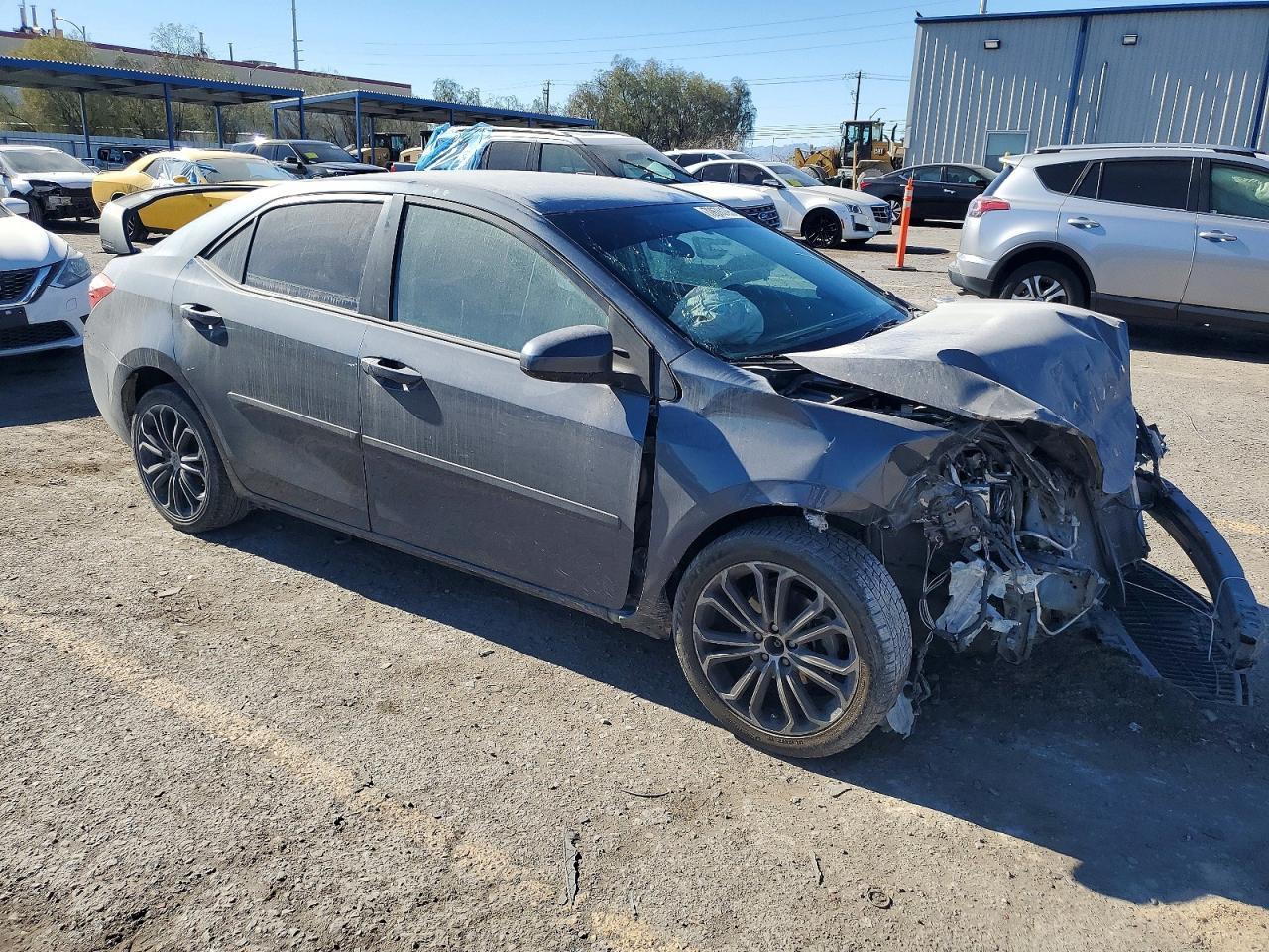 2015 TOYOTA COROLLA