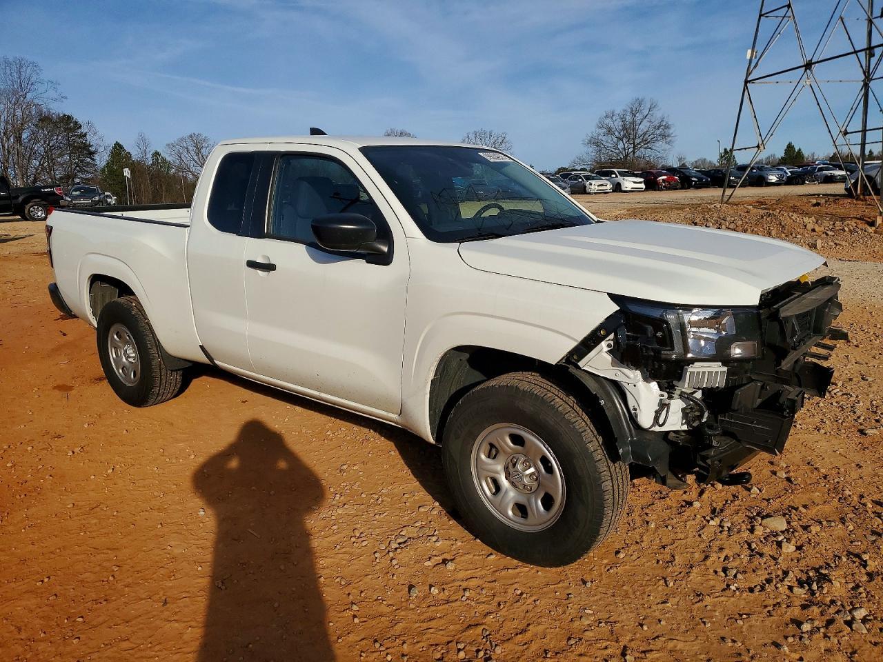 2025 NISSAN Frontier