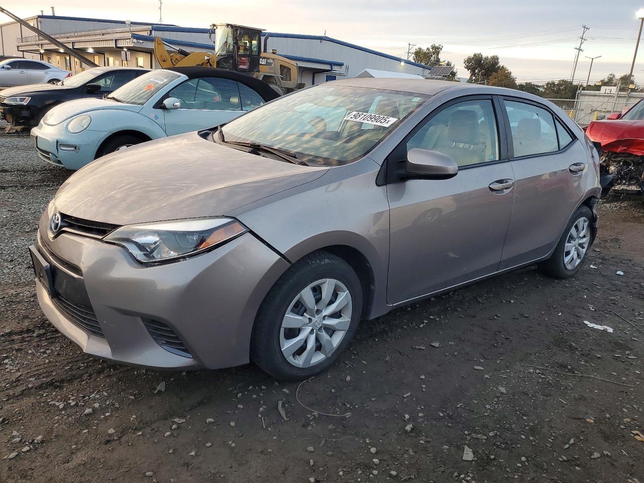 2016 TOYOTA COROLLA