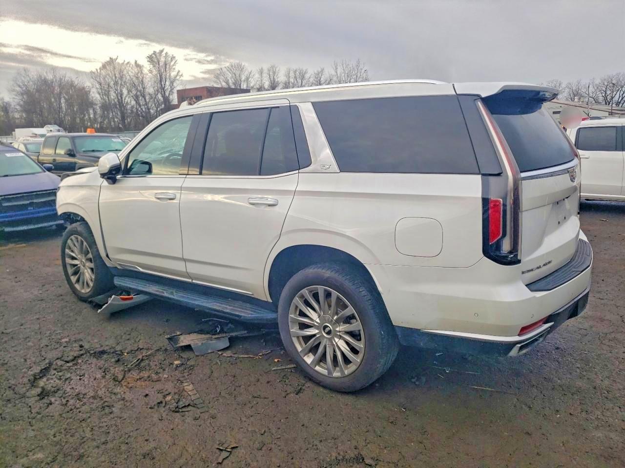 2023 CADILLAC ESCALADE