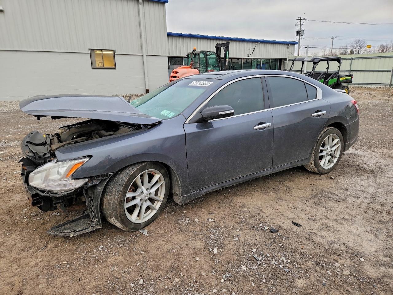 2010 NISSAN Maxima