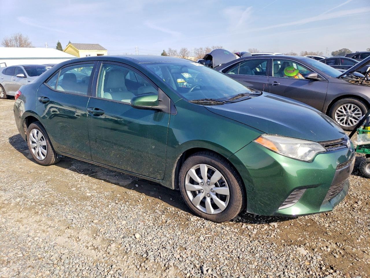 2015 TOYOTA COROLLA