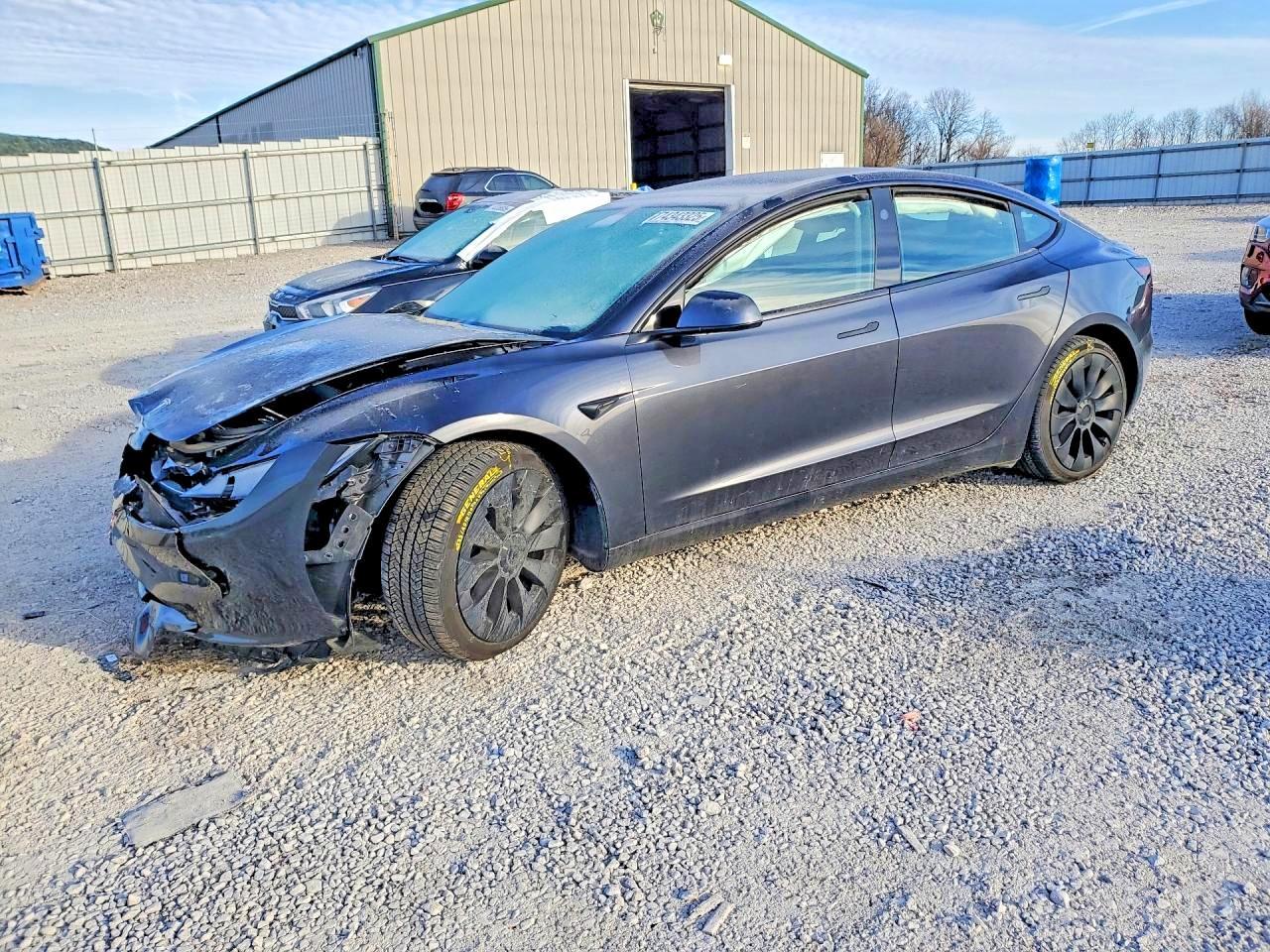 2024 TESLA MODEL 3