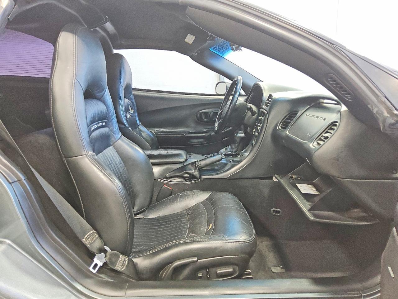 2004 CHEVROLET CORVETTE