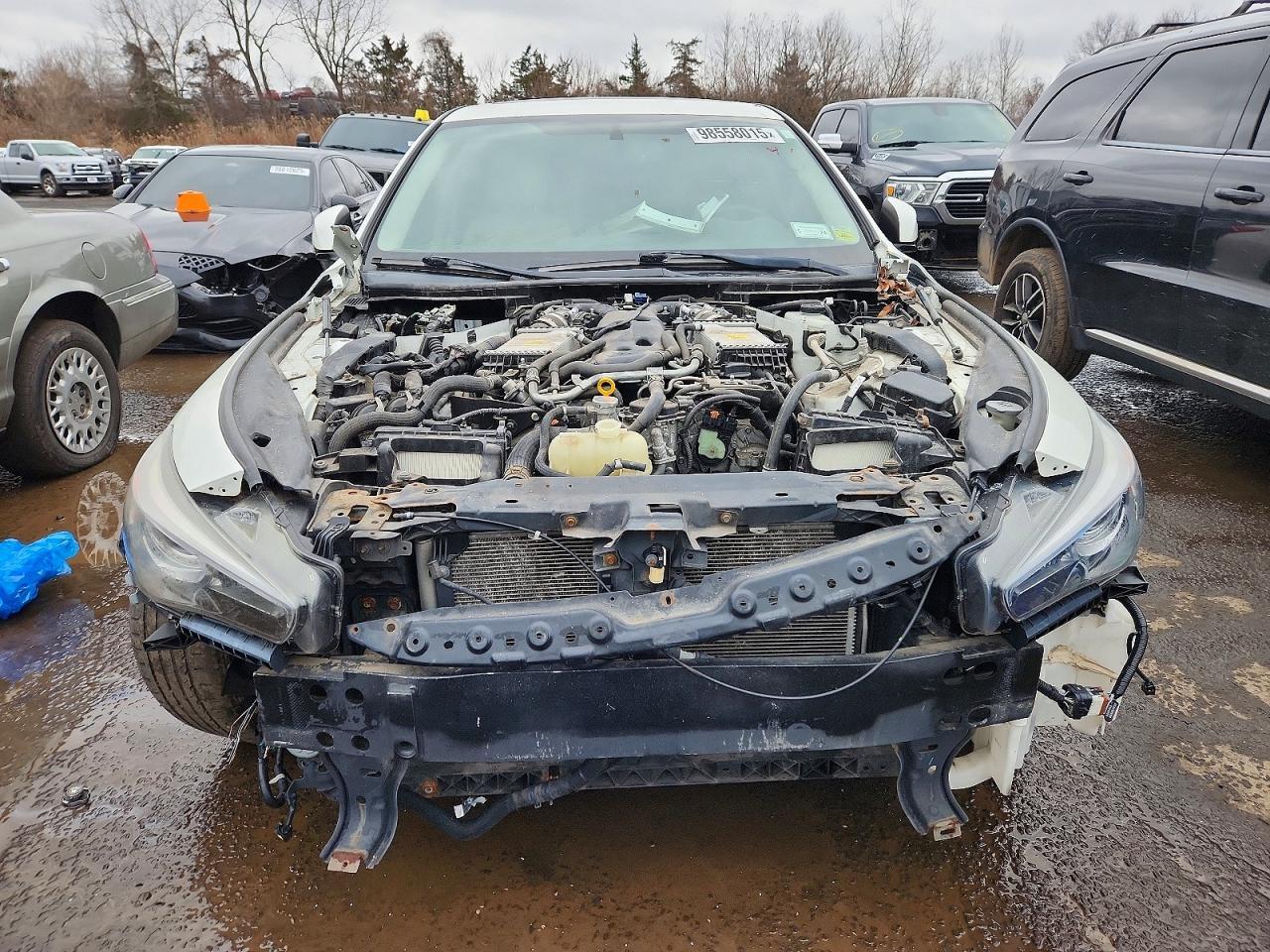 2016 INFINITI Q50