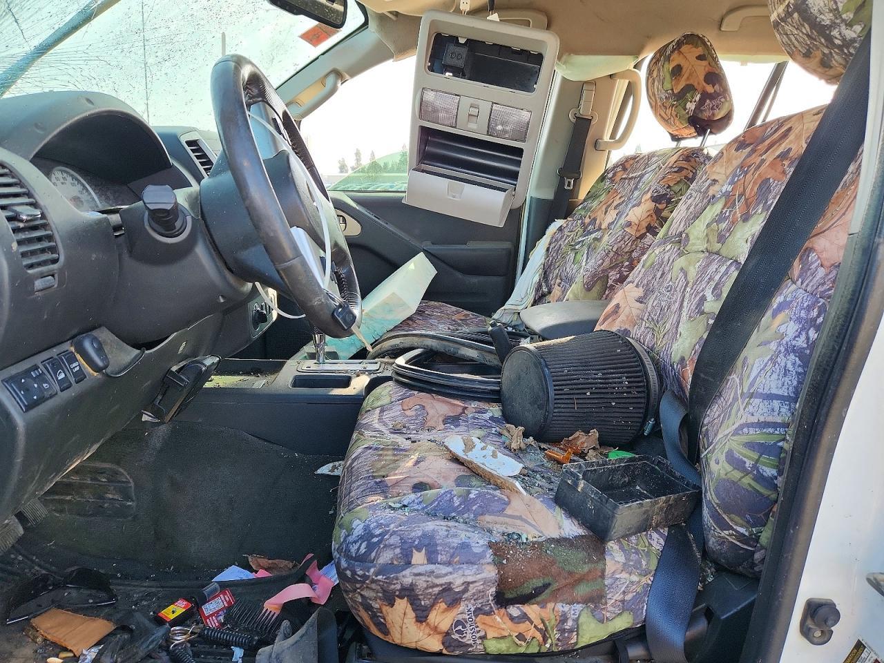 2017 NISSAN Frontier