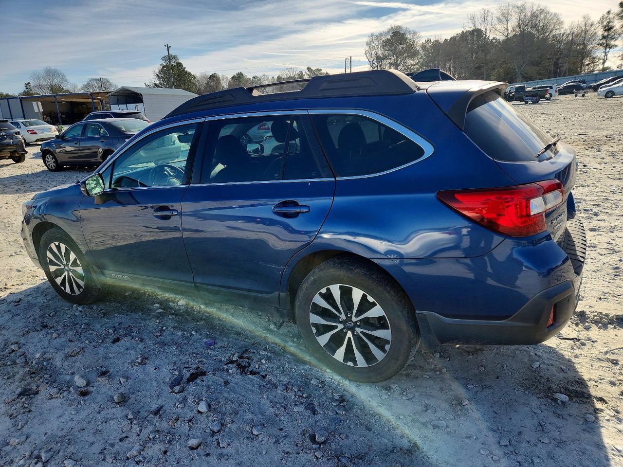 2019 SUBARU Outback