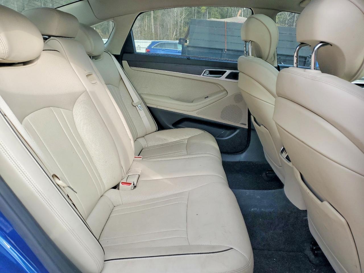 2015 HYUNDAI GENESIS