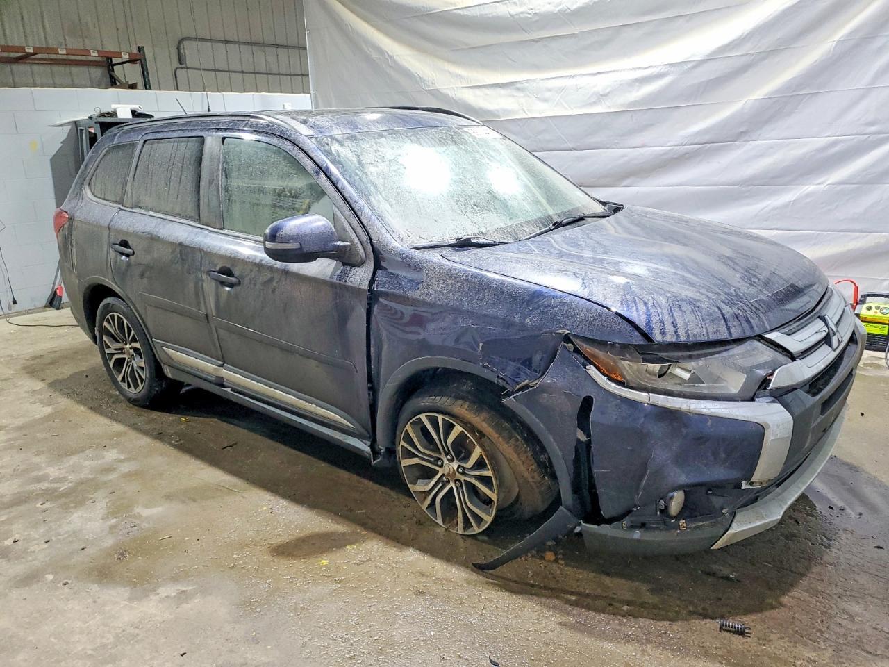 2016 MITSUBISHI outlander