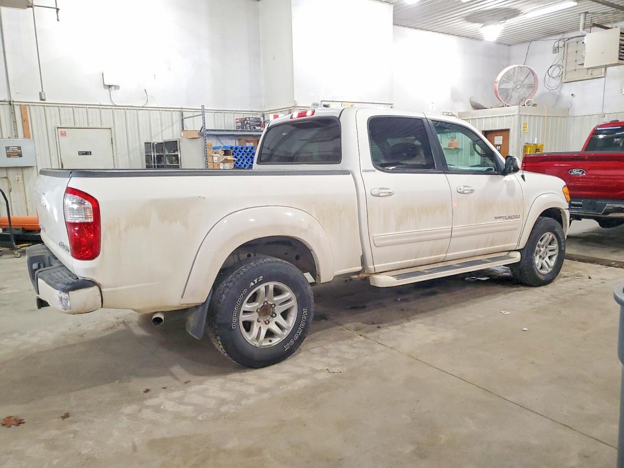 2004 TOYOTA TUNDRA