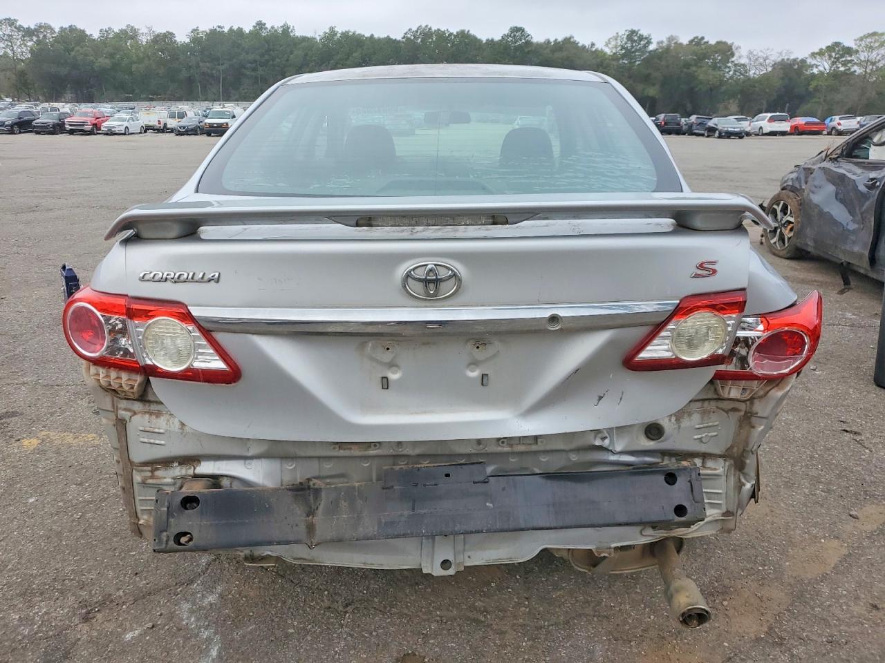 2013 TOYOTA COROLLA