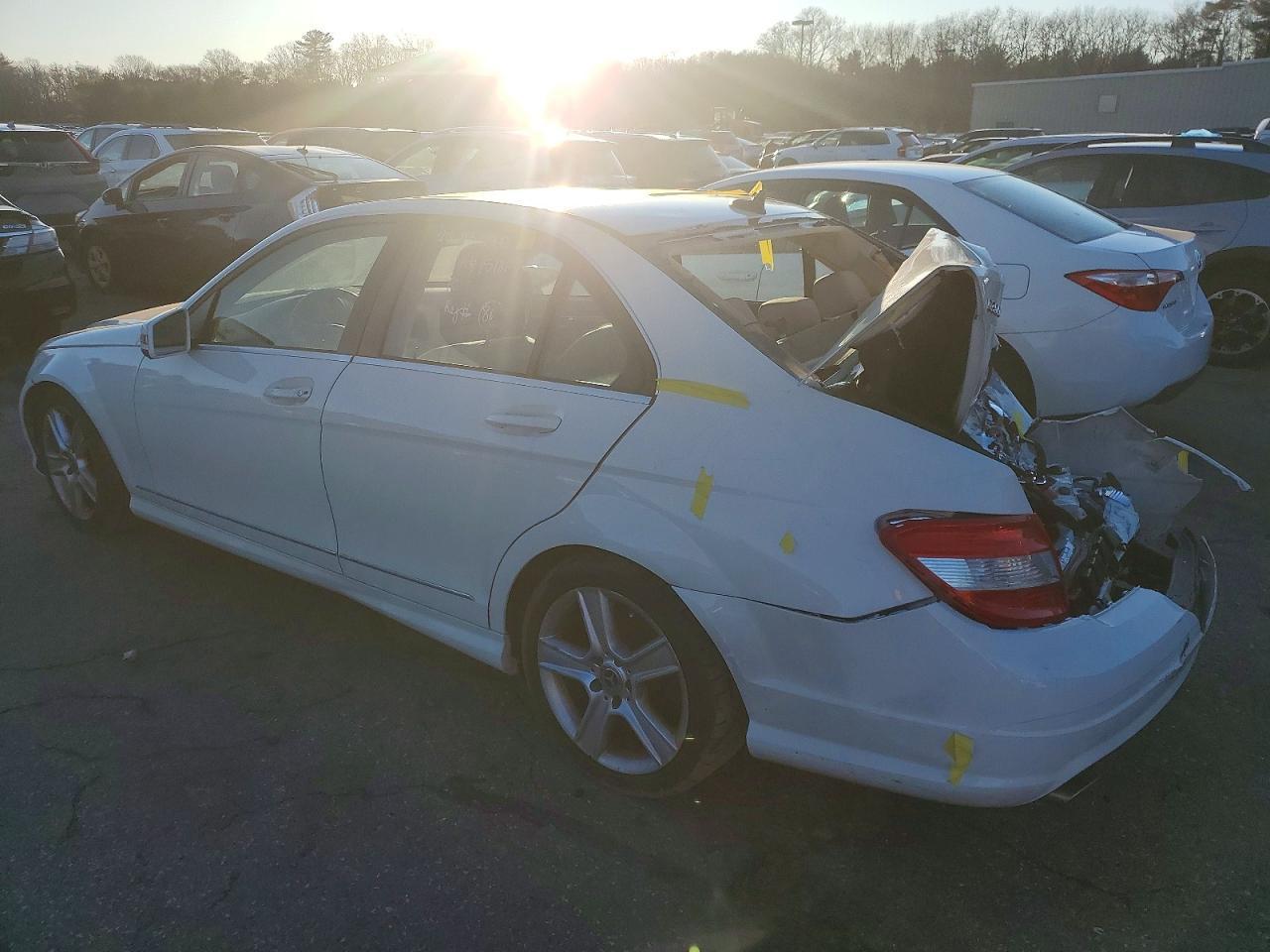 2011 MERCEDES-BENZ C-CLASS