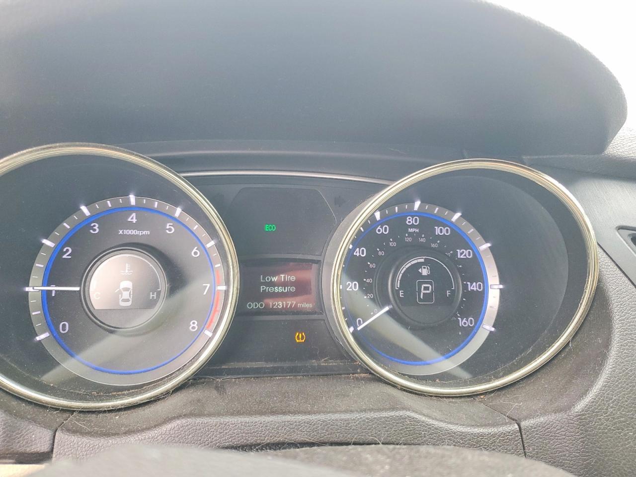 2012 HYUNDAI SONATA