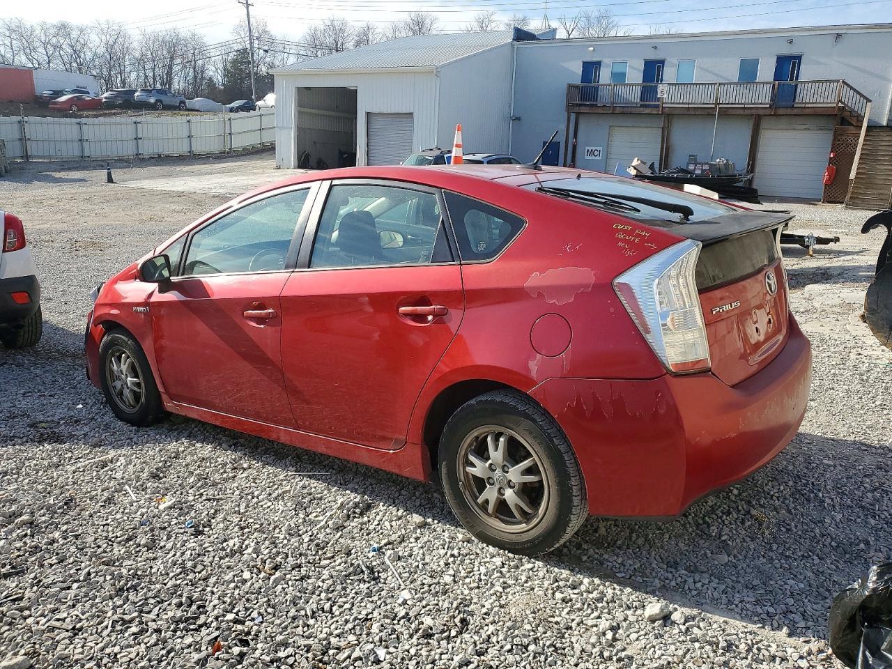 2011 TOYOTA PRIUS