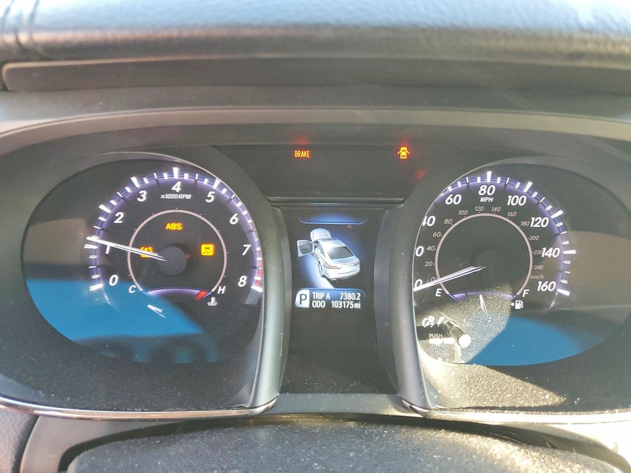 2015 TOYOTA Avalon