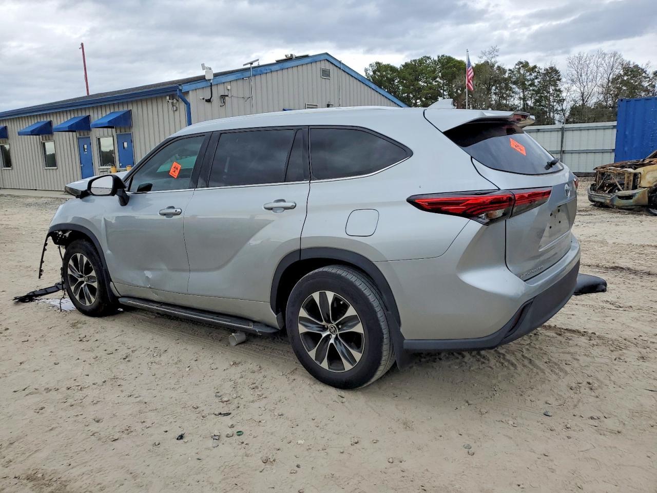 2020 TOYOTA HIGHLANDER