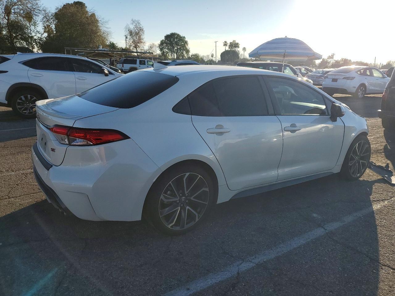 2020 TOYOTA COROLLA
