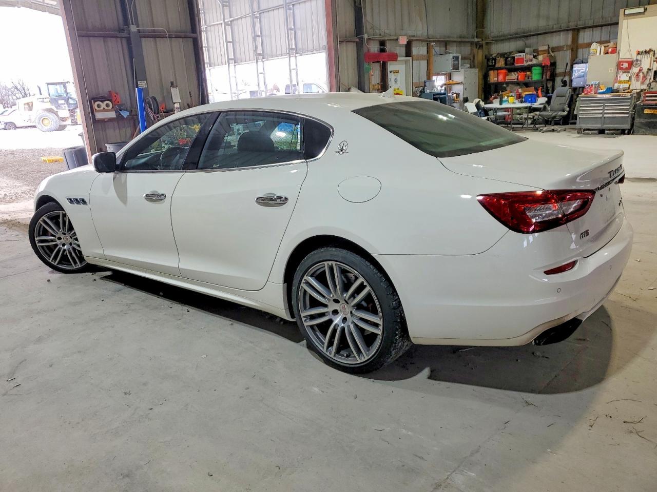 2016 MASERATI QUATTROPORTE