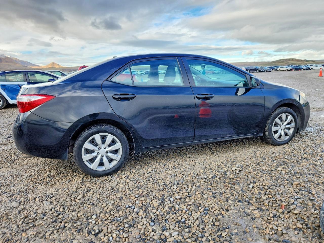 2015 TOYOTA COROLLA