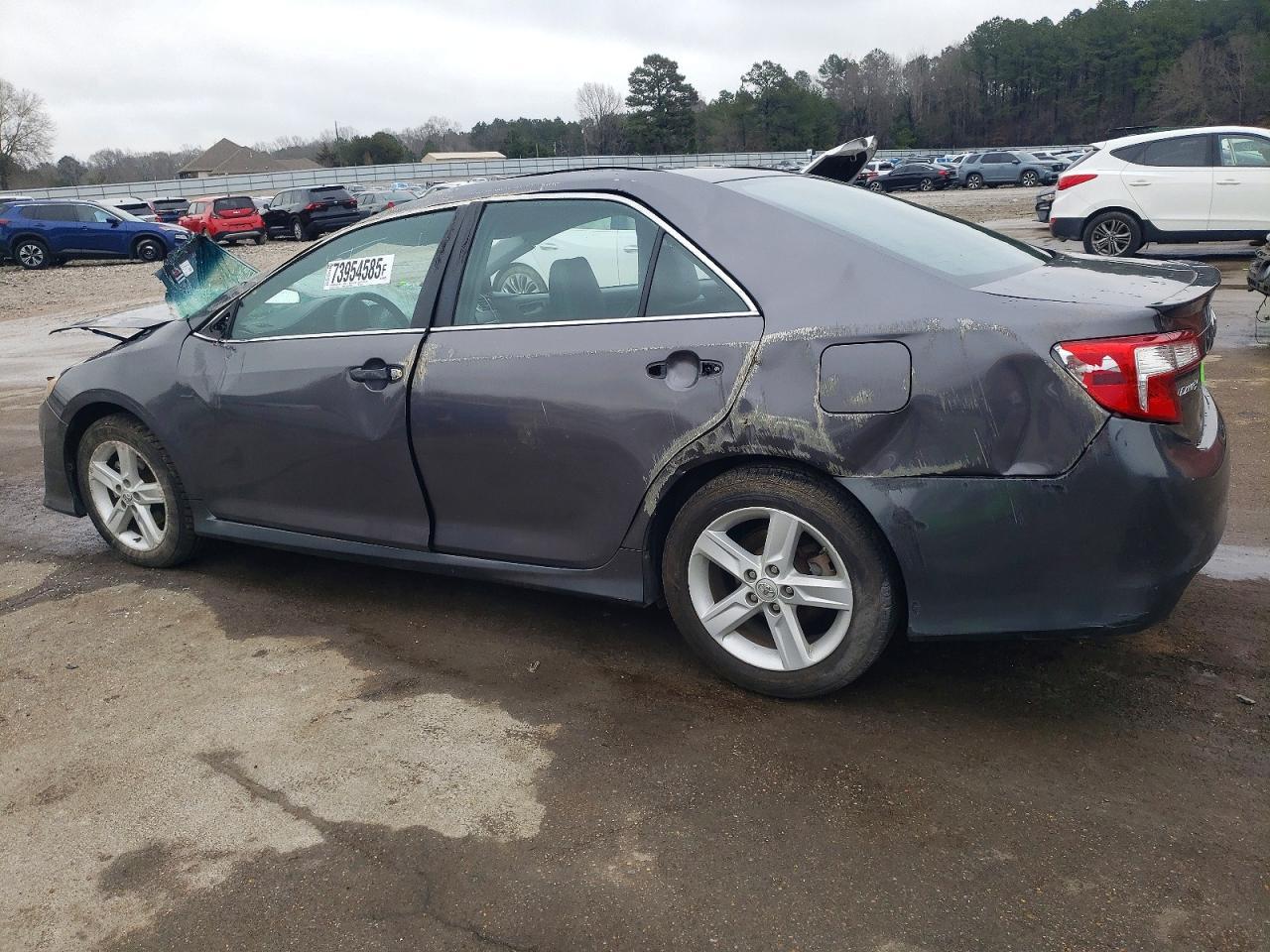2014 TOYOTA CAMRY