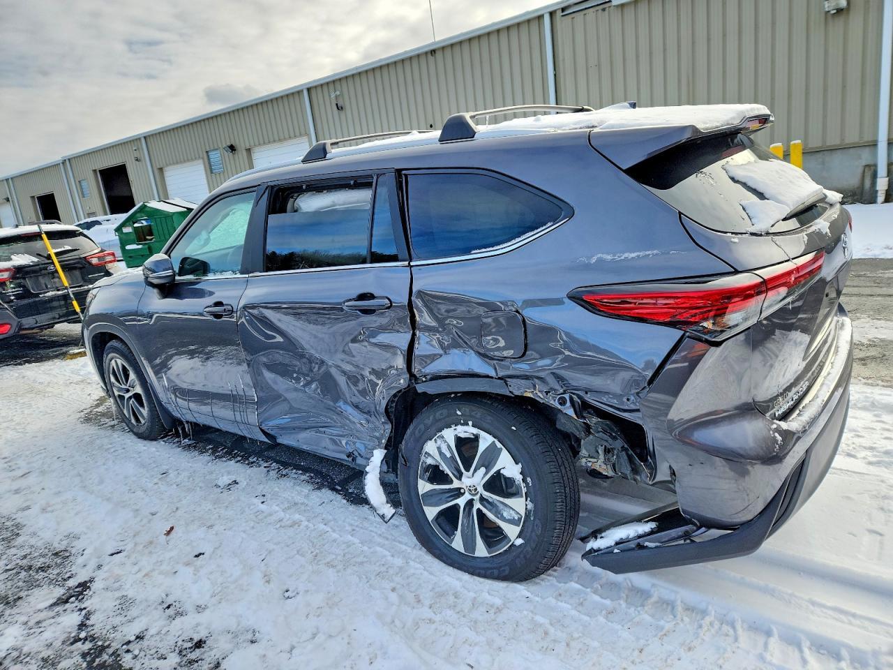 2023 TOYOTA HIGHLANDER
