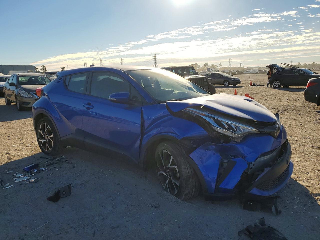 2022 TOYOTA C-HR