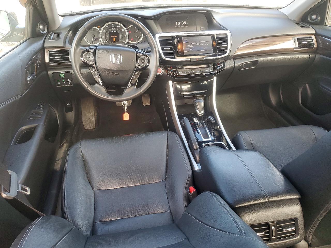 2017 HONDA ACCORD