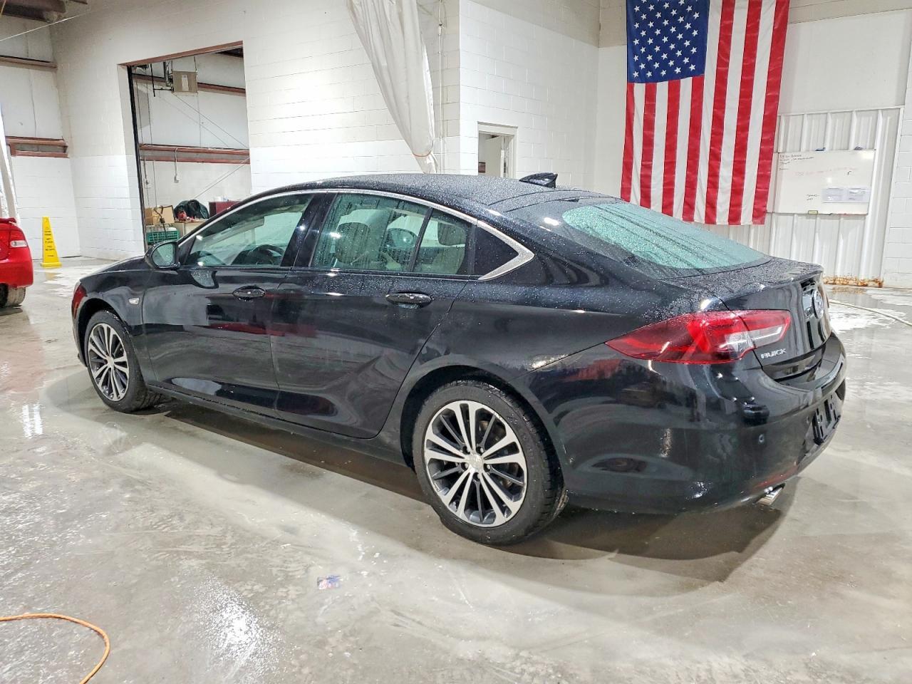 2018 BUICK Regal