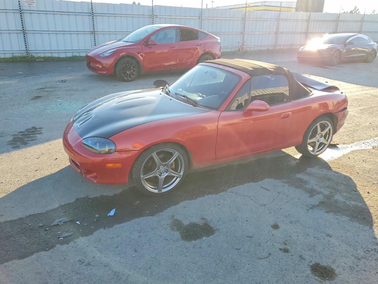 2004 MAZDA MX-5 Miata