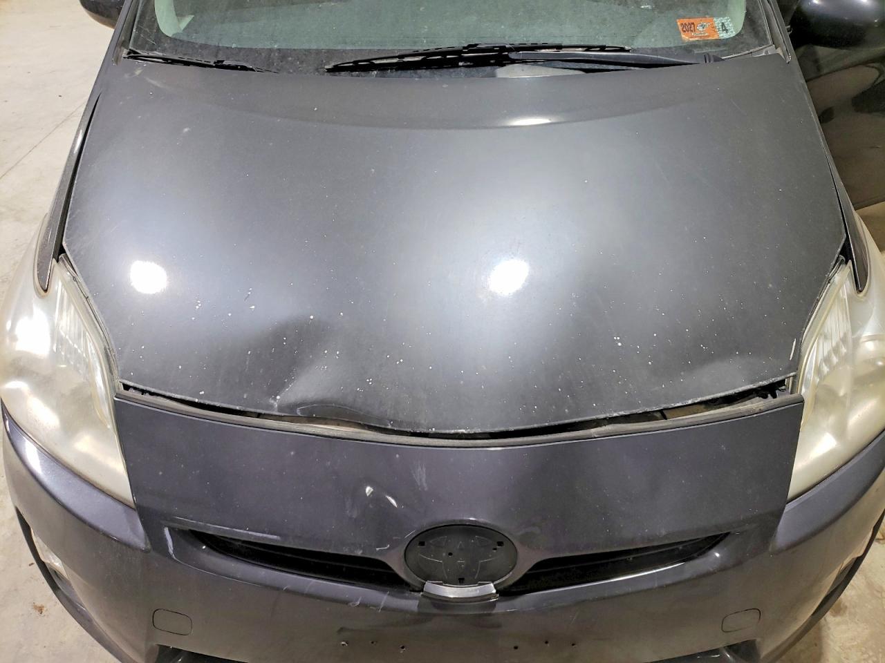 2011 TOYOTA PRIUS