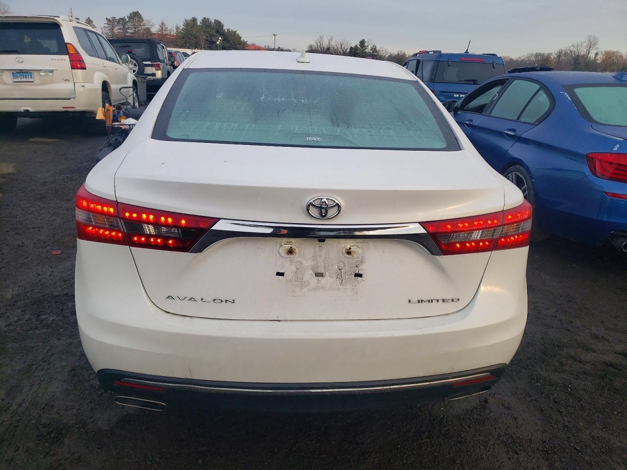 2016 TOYOTA Avalon
